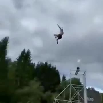 Human Slingshot Catapult👀🤣Looks Like Fun🍺