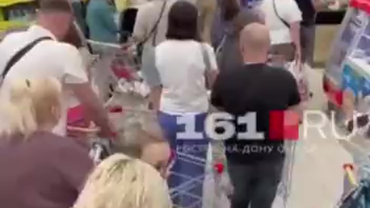 Rostov local media report that local grocery stores have giant queues