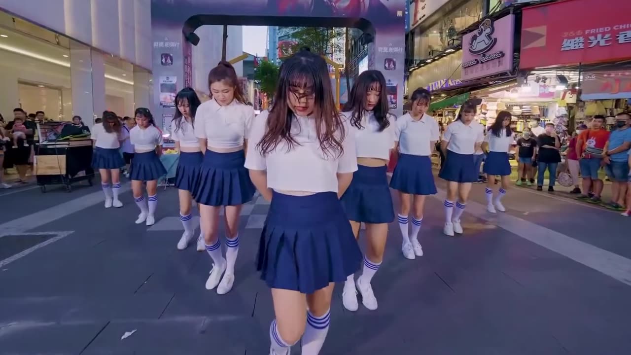 [KPOP IN PUBLIC ] School Girl Dance K-POP part 2