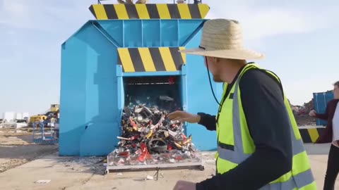 EPIC Showdown: Lamborghini Takes On World's Largest Shredder!