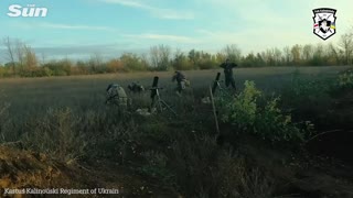 Ukrainian Soldiers attack Russian positions with mortars