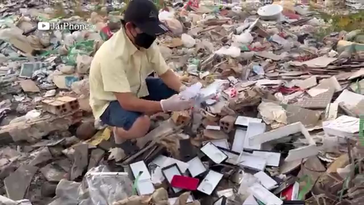 Lucky Day! Found many broken iPhones in the garbage dump! - Restoring iPhone 13 Pro Max