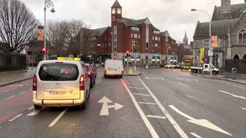 Driving Downtown - Misty Morning - South Dublin 4K(00h07m34s-00h10m06s)