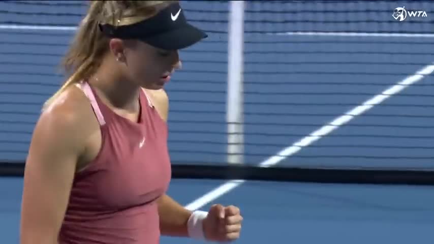 Linda Fruhvirtova vs. Paula Badosa | 2022 Miami Round of 16 | WTA Match Highlights