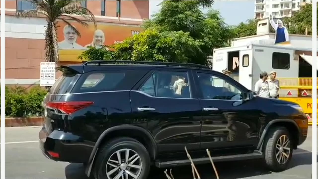 Narendra modi 12 crore car