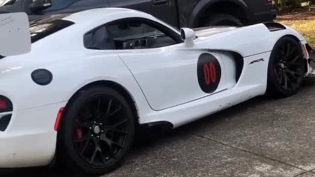 1984# DODGE VIPER COLD START UP NICE SOUNDVekTvNFEydw