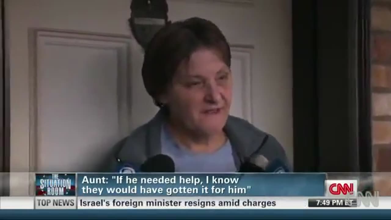 'Gunman Adam Lanzas Aunt - Adam Lanza Very Unlikely to be the Sand Hook Shooter - 2012
