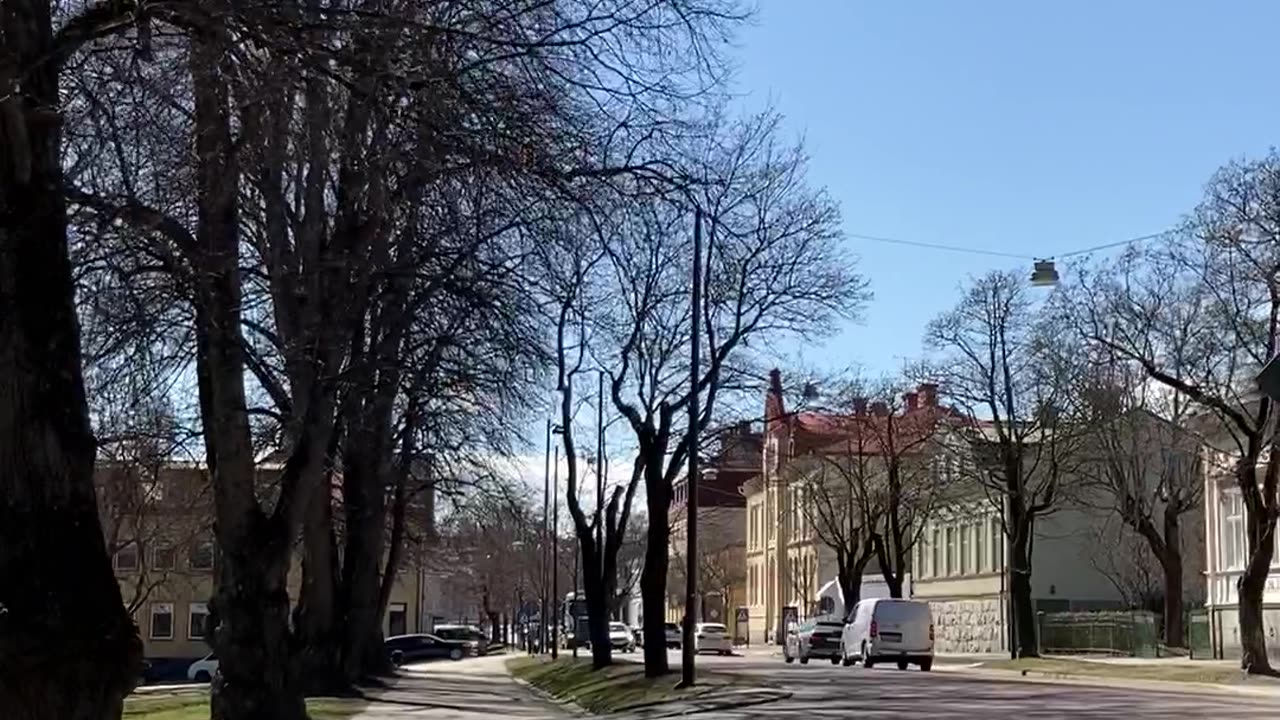 A WALK THROUGH THE TOWN ON A NICE CHILLY DAY IN MAY🌷🍂☀️🍁❄️