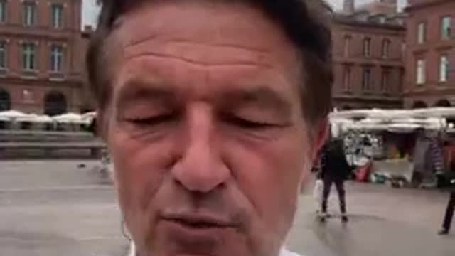 Ricardo Urgent en direct de la place du capitole à Toulouse 30-07-2021