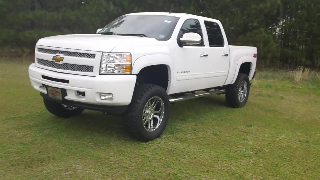 2011 Chevrolet Silverado ALC (American Luxury Coach)