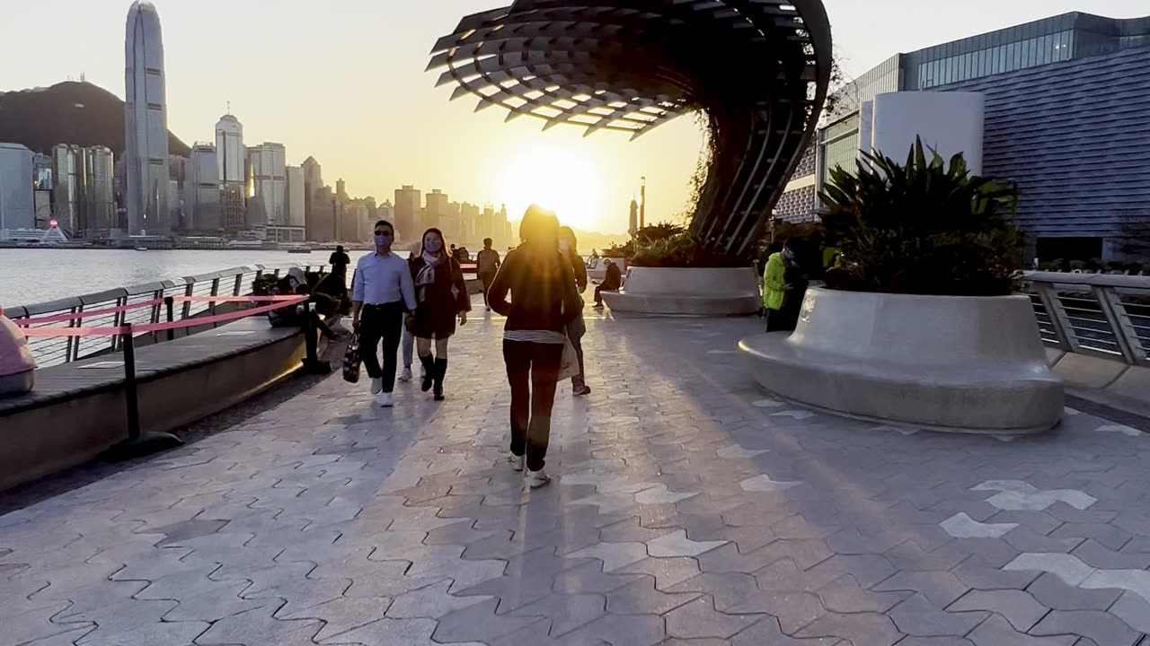 4K 60fps｜黃昏中步行香港尖沙咀星光大道｜Walking the Avenue of Stars in Tsim Sha Tsui, Hong Kong