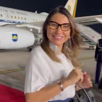 Janja Lula da Silva em sua chegada à Índia