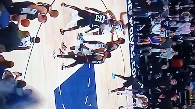 Timberwolves take a bite out of the clippers