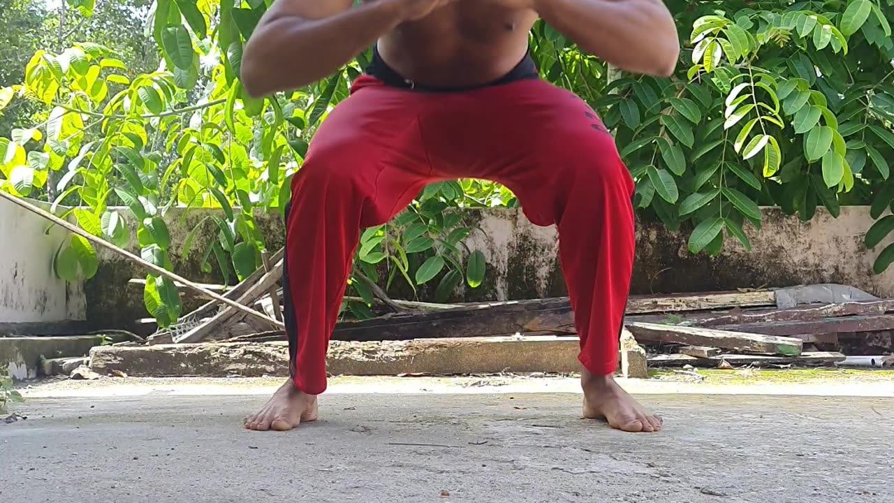 100 squats everyday till world hunger ends day 4