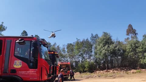 Helicopter landing Firefighters Portugal