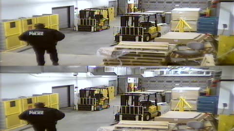 4110WHUGGBLoadingDock_2021-01-06_19h00min02s450ms.mp4