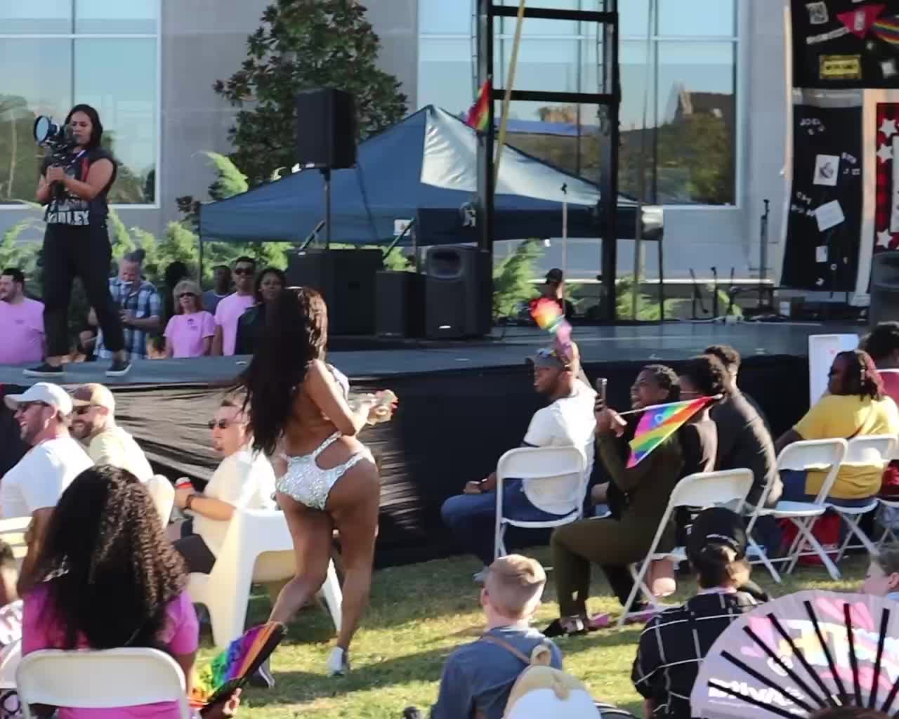 This afternoon at “Coming Home with Pride ‘22,” children watch drag queens