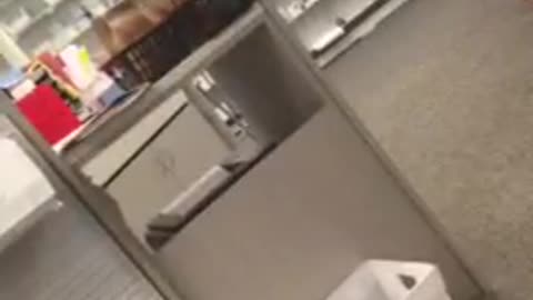 Medical / This Pharmacist Knows Something