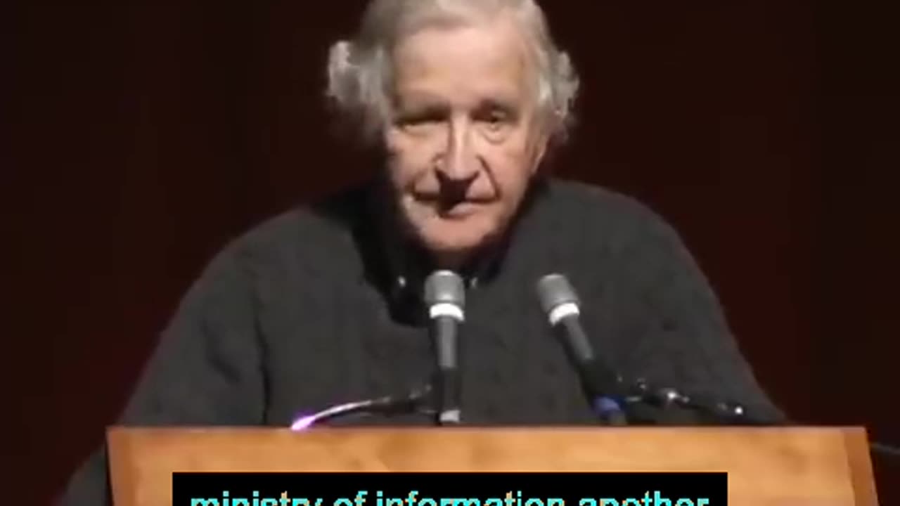 Noam Chomsky: Educação para quem e para quê