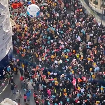 ALERT: Half a million people stopped work over pay in the UK leaving transport networks paralyzed