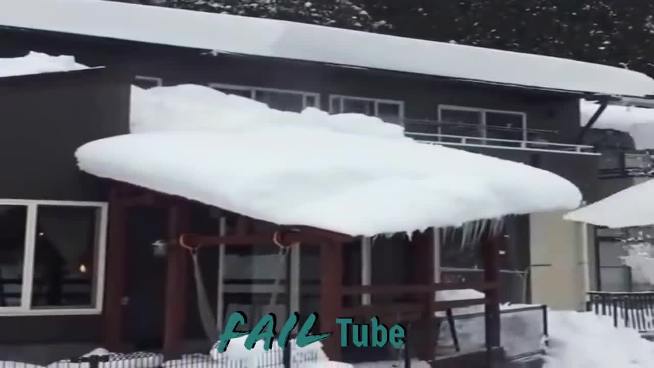 Awesome Roof Snow Removal Tools ! Amazing Snow Sliding Off The Roof