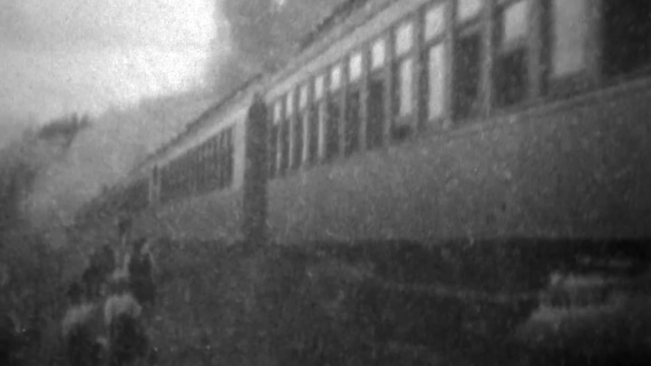 Fast Mail Northern Pacific Railroad (1897 Original Black & White Film)