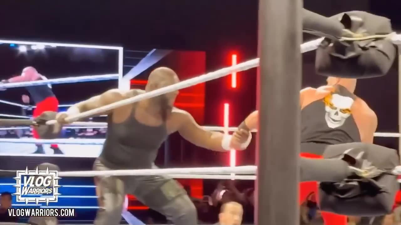 BRAUN STROWMAN AGAIN DESTROYS OMOS - WWE SUNDAY STUNNER