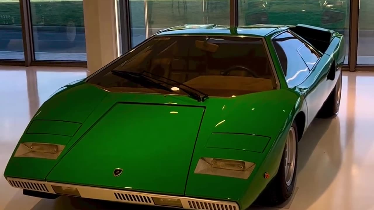 Space age 1971 Lamborghini !!