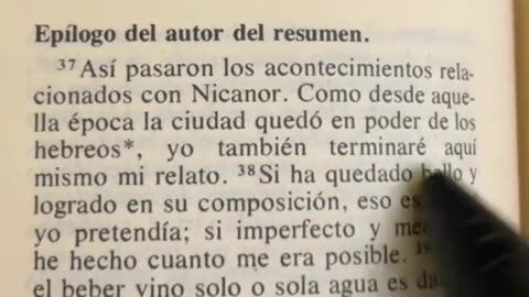 Macabeos se considera mediocre y no sabe lo que escribió - Padre Juan Molina