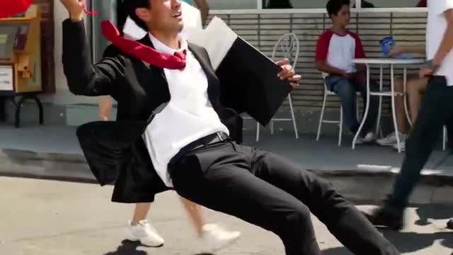 Street Performer Defies the Laws of Physics in this Amazing Performance