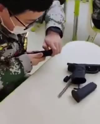 Whilst Western kids are being told that there's a 100 genders. Chinese kids are being taught this.