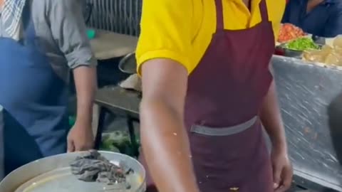 Spinach Cheese Ghotala Dosa🤤 Indian Street Food