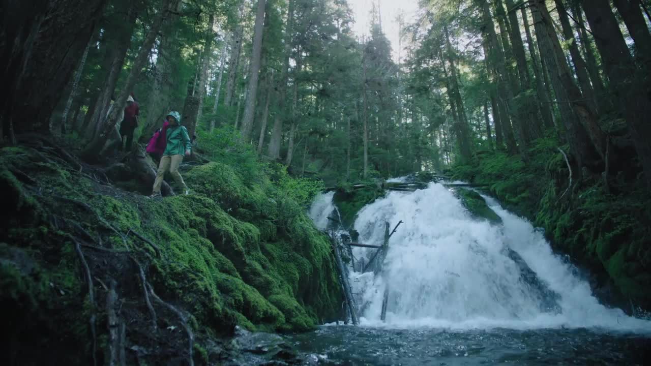Columbia Sportswear Room Change (French)