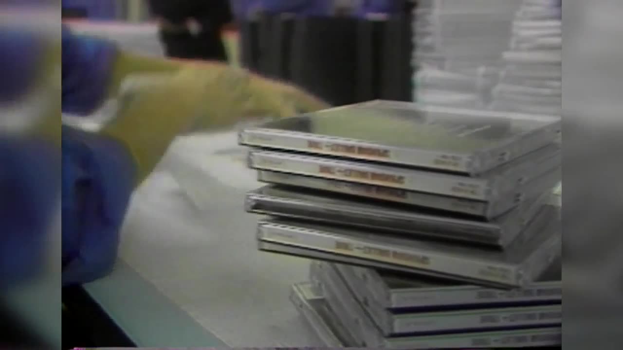 1986 - Compact Discs are Selling Faster Than They Can Make Them