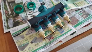 Garden hose quick connectors