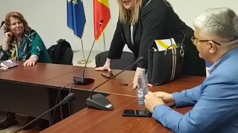 LIVE! Diana Șoșoacă - 20 decembrie 2024 - ora 13:34