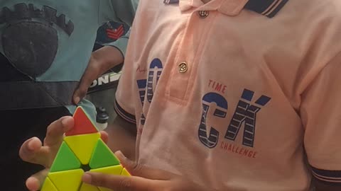 Triangle Rubik's By Small Kids 😮😮