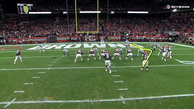 Nick Mullens CLUTCHES UP on 4th down