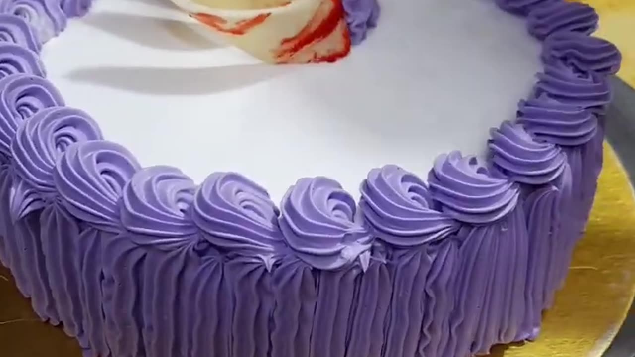 creative cake design purple ki