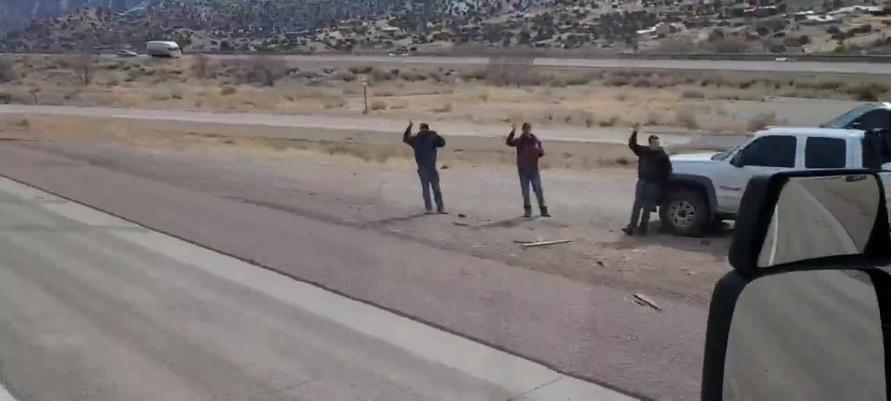 The USA convoy is reaching Texas soon and has 2000 cars and trucks in it