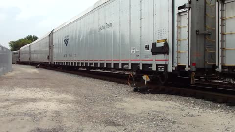 FLORIDAS LONGEST PASSENGER TRAIN AMTRAK AUTO TRAIN LEAVES STATION!!