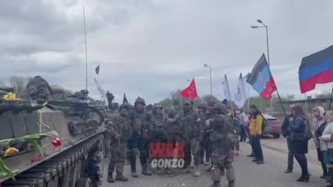 Hrdinové od Maripolu legendární prapor DLR Somali směřuje k dalším bojům na frontu do Donbasu