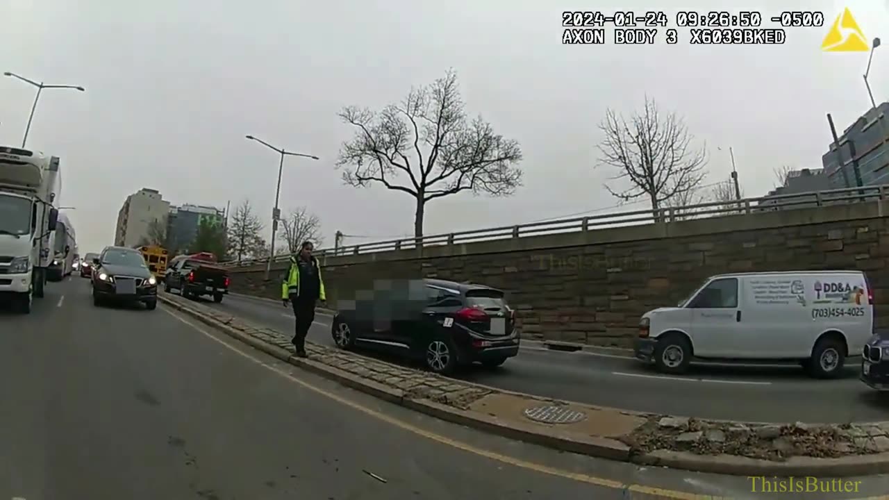 DC police release bodycam video of fatal shooting who attacked a paramedic, escaped the ambulance