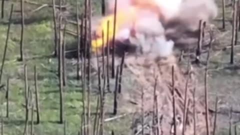 Russian APC Blows its Lid After RPG Strike