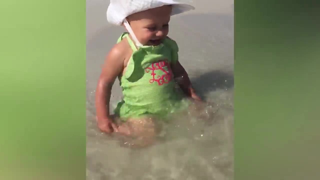 Funniest Babies on the Beach | Cute Baby Funny Moments-20