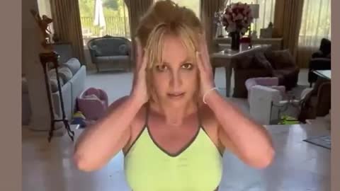 Britney Spears Deletes Instagram After Calling Out Mom for Hitting Her