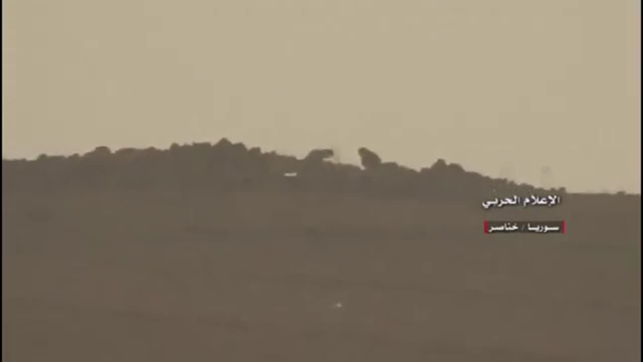 Syrian tank attacks militants