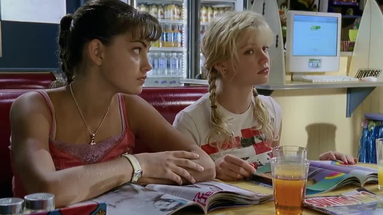 H2O - just add water S1 E11 - Sink or Swim