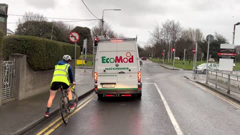 Driving Downtown - Misty Morning - South Dublin 4K(00h27m47s-00h30m18s)