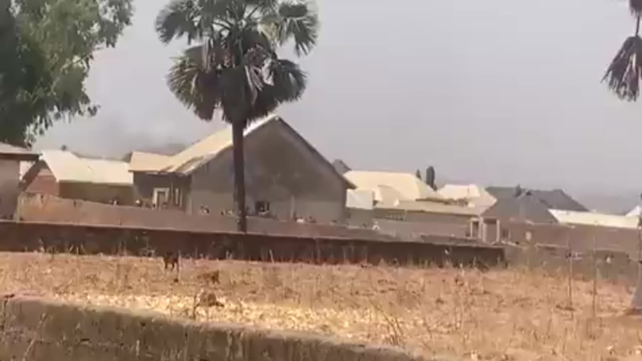 Christian Nigerian woman films an Islamist Fulani mob burning down her church in Mangu Plateau State